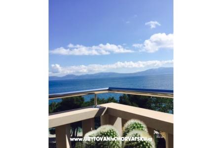 Villa  Delic Drvenik Kroatien