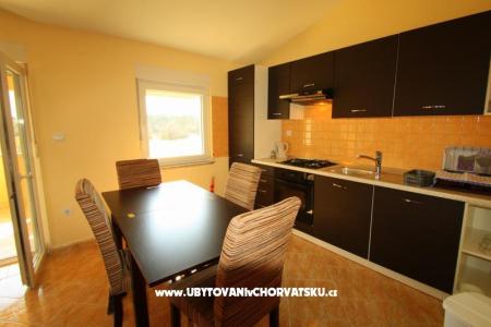 Apartment Zoran - Valbandon  foto 3