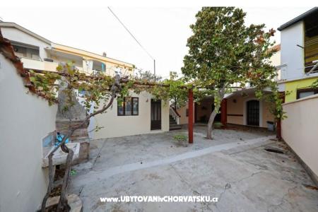 Levante - kuća za odmor Sv. Filip i Jakov Kroatien