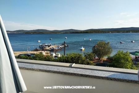 Maestral Appartements Sv. Filip i Jakov Kroatien