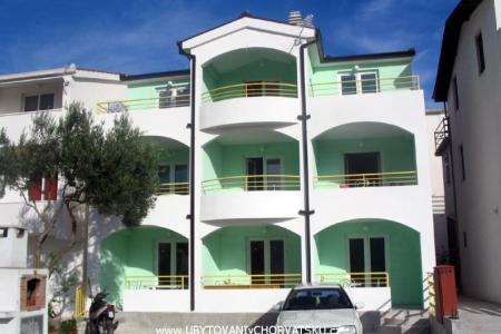 Appartements Natali Gradac – Podaca Kroatien