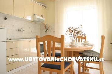 Appartements Komazin foto 3