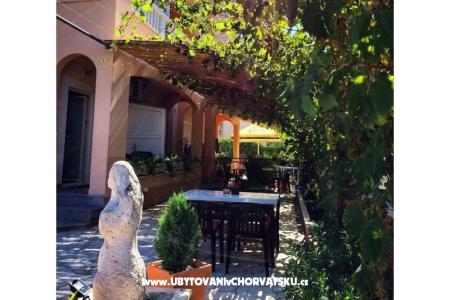 Ferienwohnungen Raueiser foto 3