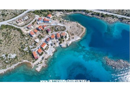 Beachfront Ferienwohnungen Laszlo Karlobag Kroatien