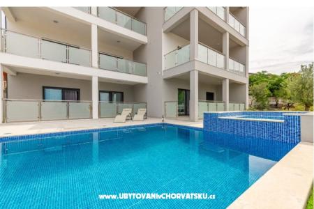 Villa Stella with Pool Karlobag Kroatien