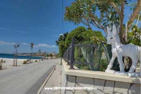 Appartements Figaro Kastela Kroatien