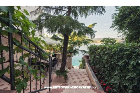 Appartements i Zimmers Villa Barbara foto 5
