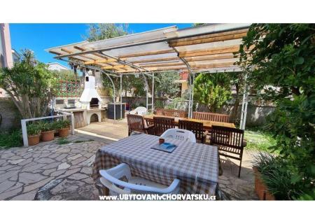 Ferienwohnungen Tea Baška Krk foto 3