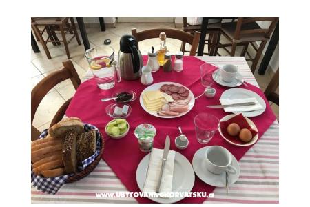 Bed and Breakfast Haus Lucija foto 2