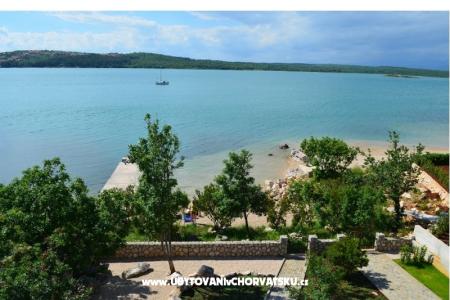 Villa Klimno direct am Strand foto 3