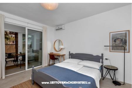Ferienwohnungen and rooms Rica Makarska Kroatien