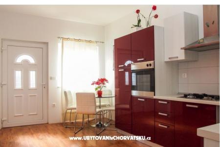 APARTMENTS ELA foto 4