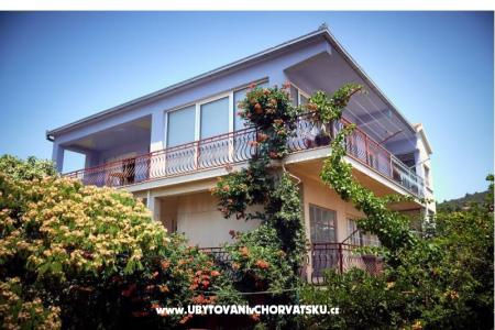 Ferienwohnungen Boris - Vinisce at Trogi Marina - Trogir Kroatien