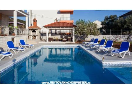  Villa s bazenom  SB Matijas foto 2