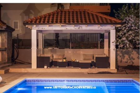  Villa s bazenom  SB Matijas foto 4
