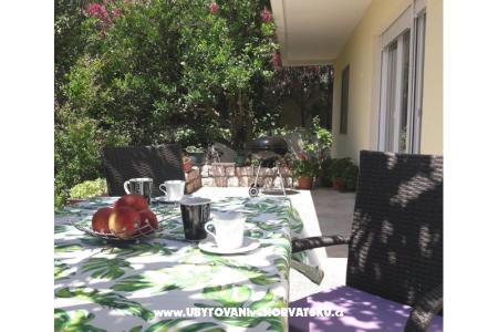 Apartment Vesna Insel Murter Kroatien
