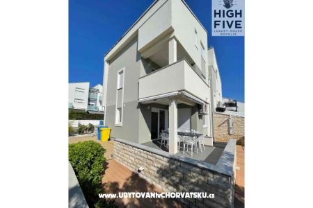 High Five Luxury Haus Novalja foto 2