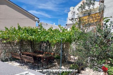 Appartements Pejaković na moru Novi Vinodolski Kroatien