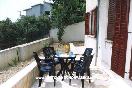 Appartements Arambašić Omis Kroatien