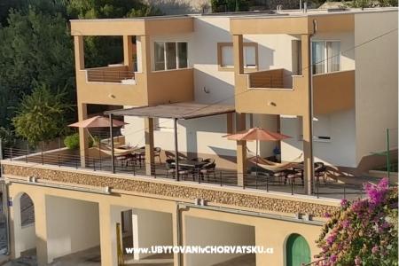 Appartements Rose Omis Kroatien