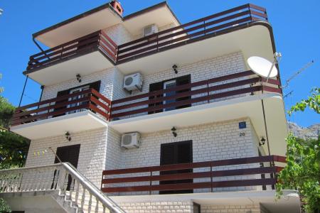 Ferienwohnungen Mladen Duće Omis Kroatien