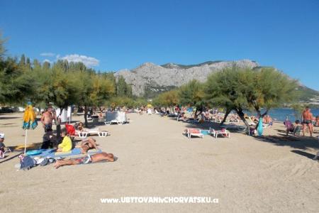 Ferienwohnungen Nikola Škarica Omis Kroatien