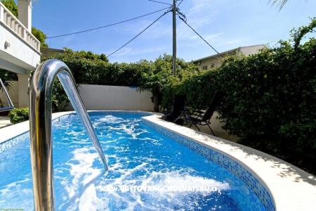 Dizma Wellness Appartements foto 4
