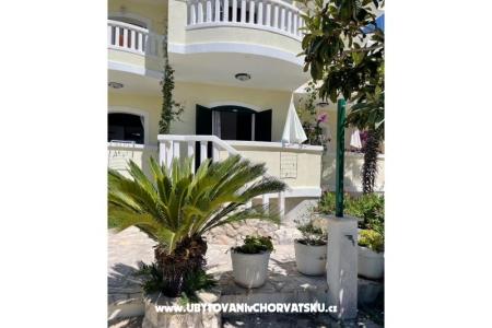 Donilena Omis Kroatien