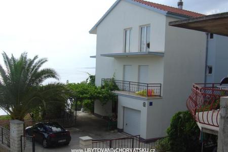 Vila ANI    Omis Kroatien