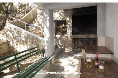 Villa Josipa Omis Kroatien