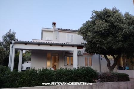 Ferienwohnungen Maris Andrea Insel Pag Kroatien