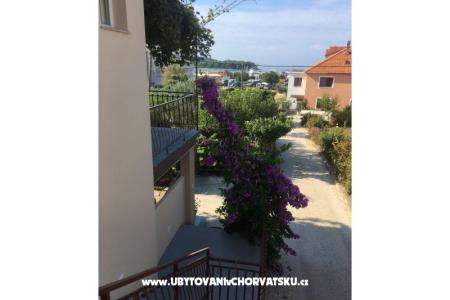 Appartements Jasa  foto 4