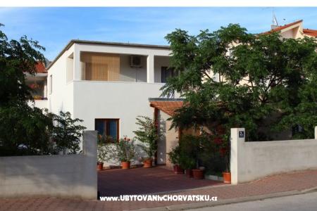 Appartements Tina Pakoštane Pakostane Kroatien