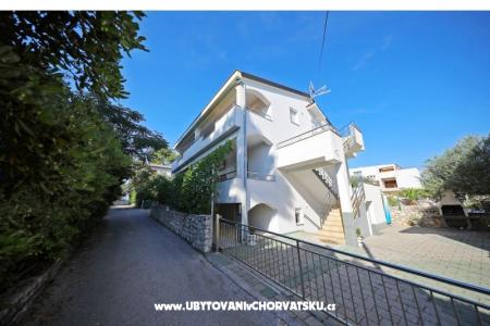 Appartements Super Nada Petrcane Kroatien
