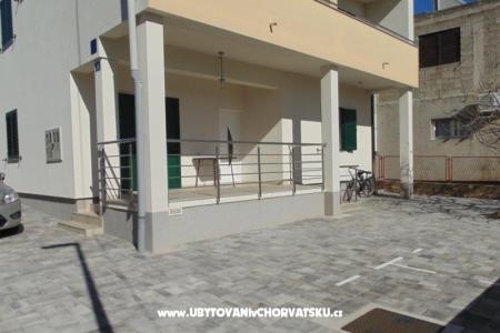 Appartements Four Seasons - Pirovac foto 3