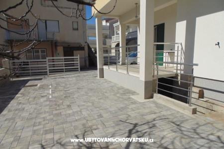 Appartements Four Seasons - Pirovac foto 4