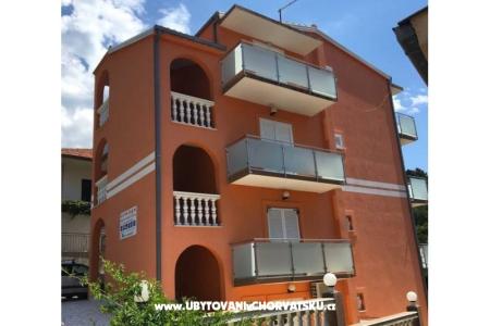 Ferienwohnungen ORANGE Podgora Kroatien