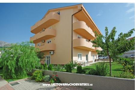 Ferienwohnungen Orange Haus foto 4