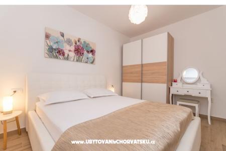 Appartements Bonaca - Prvi red do mora foto 5