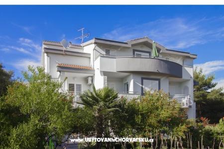 Appartements Vesna Primosten Kroatien