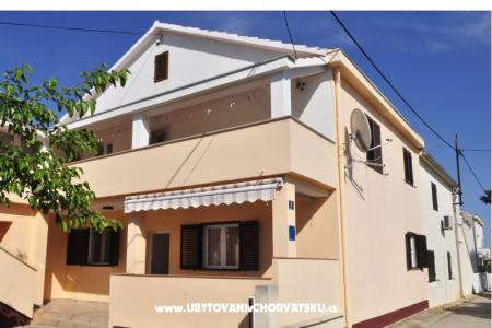 Apartment Marina Privlaka Kroatien