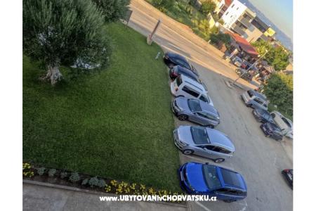 Apartment uz more i plažu foto 4