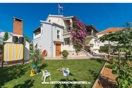 Ferienwohnungen Loznica Privlaka Kroatien