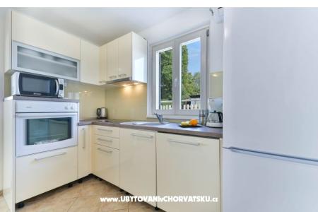 Ferienhaus Lidija foto 3