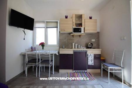 Studio Apartment Terezija foto 4