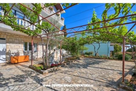 Ferienwohnungen Milos foto 2