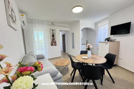 Flowers Ferienwohnungen Pula Pula Kroatien