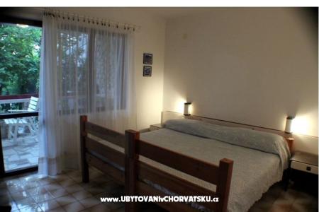 Haus with swimming pool foto 3