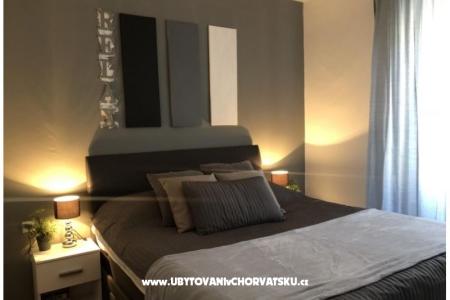 Pula Center Appartement foto 2