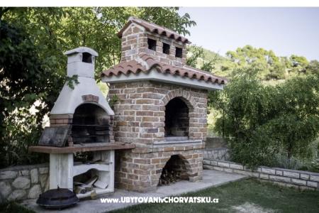 APARTMANI DEBELIĆ foto 4